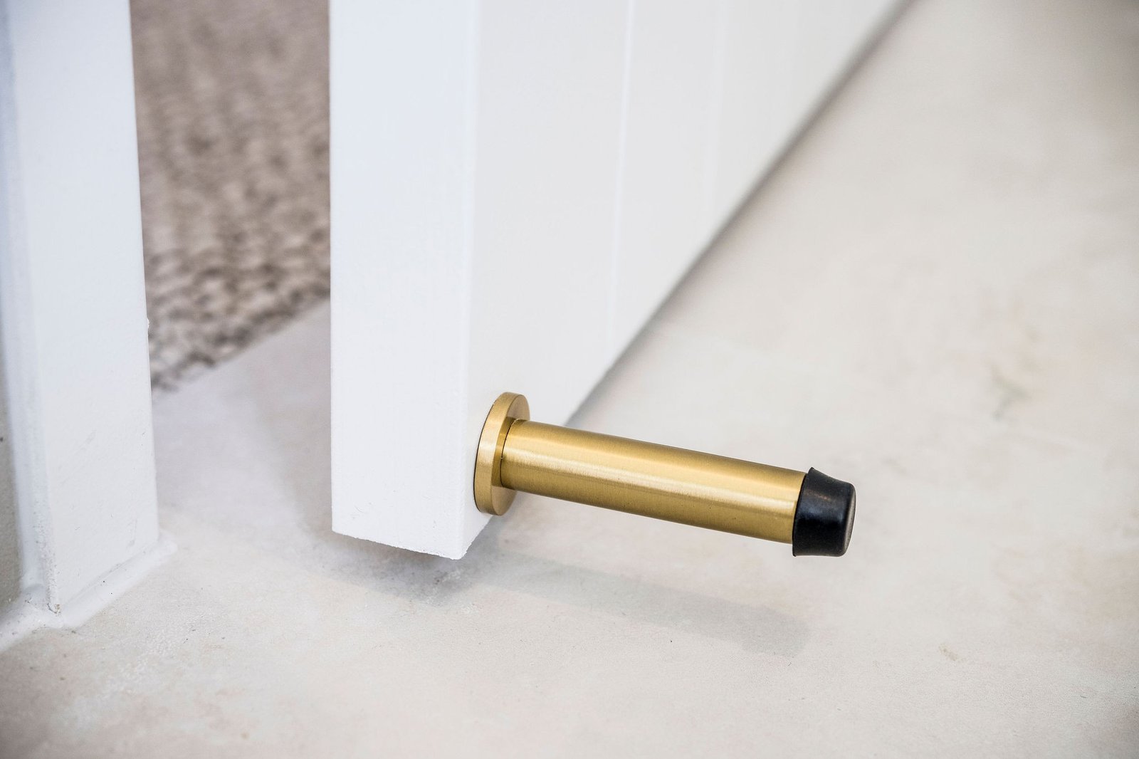 Magnetic door stops